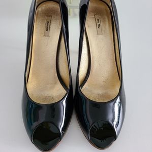 Miu miu black patent leather peep-toe pumps with gold heels